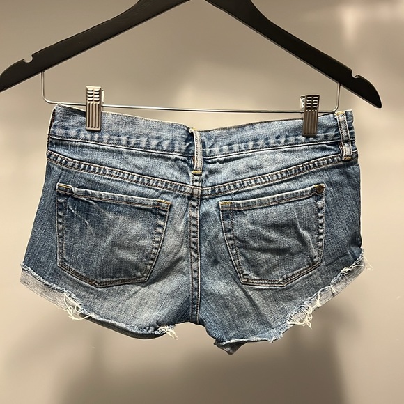 Roxy shorts size 1 - Picture 3 of 3